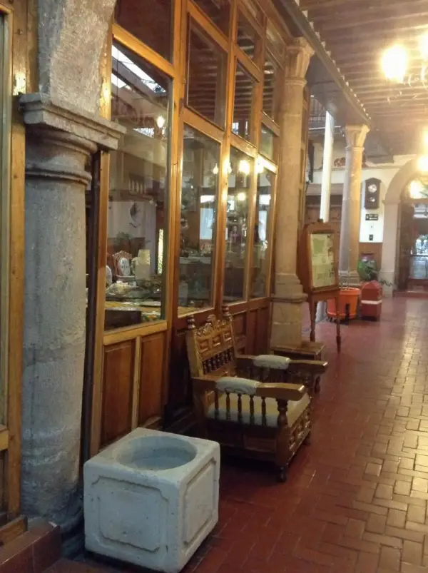 Hotel Los Escudos 4