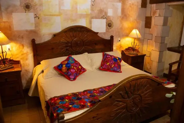 Hotel Los Escudos 8